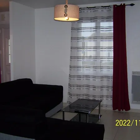 Holiday home Maisonlazenitude-lapalmyre