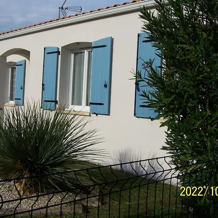 Maisonlazenitude-lapalmyre Holiday home Les Mathes